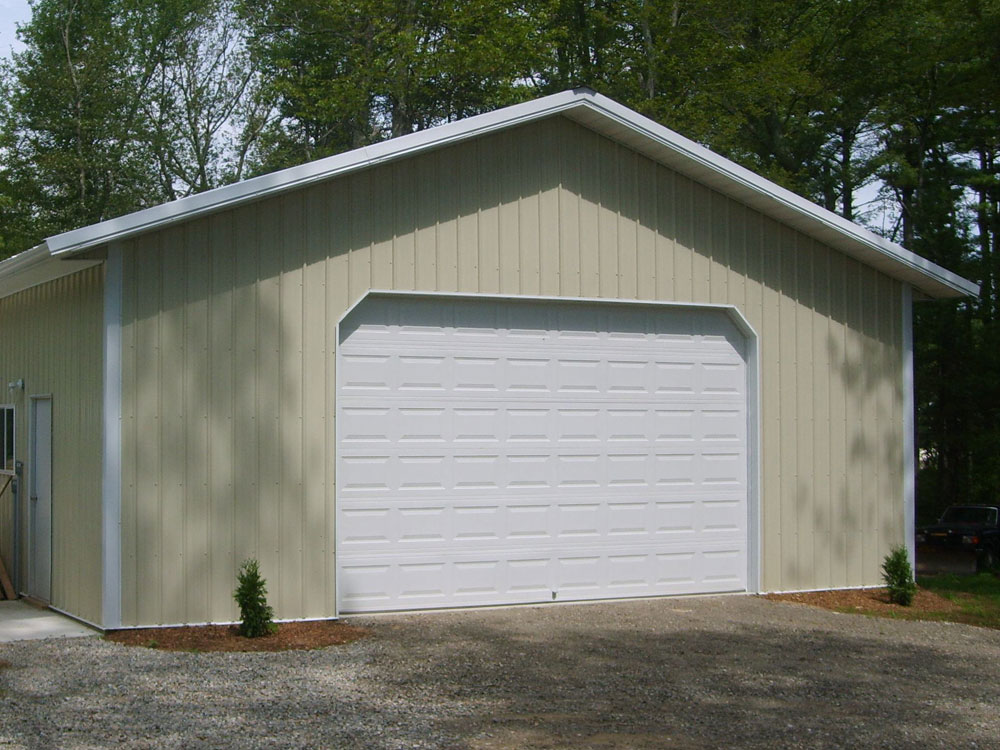 Image of a small pole barn