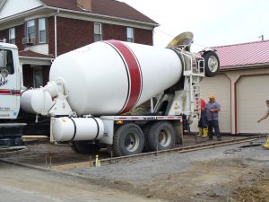 Talking More Screed – Pouring a Concrete Floor