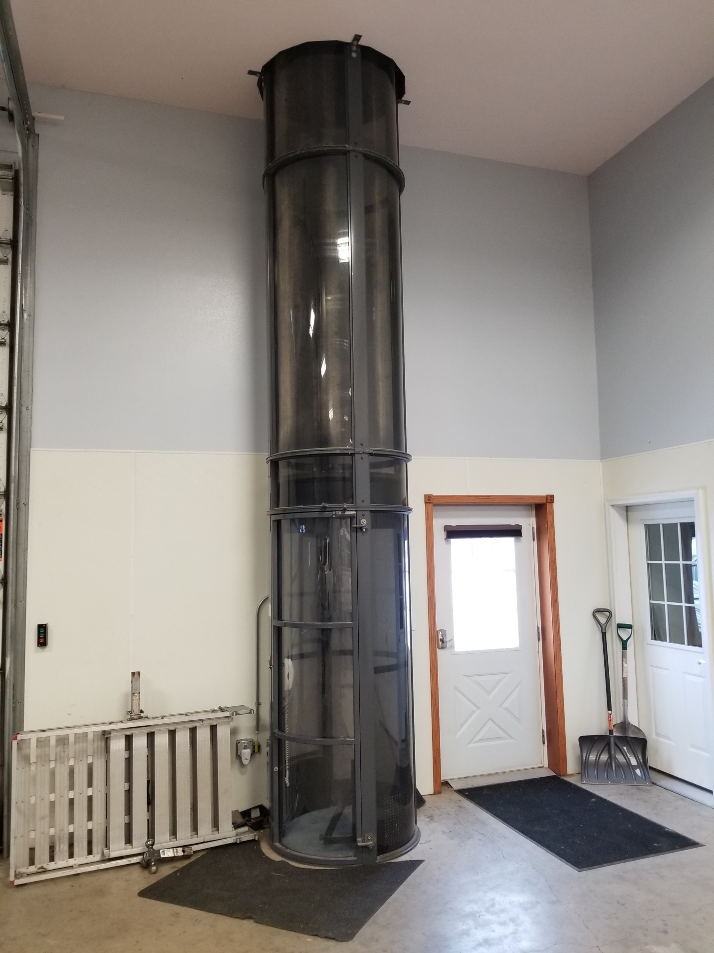 Pneumatic Vacuum Elevators for Barndominiums